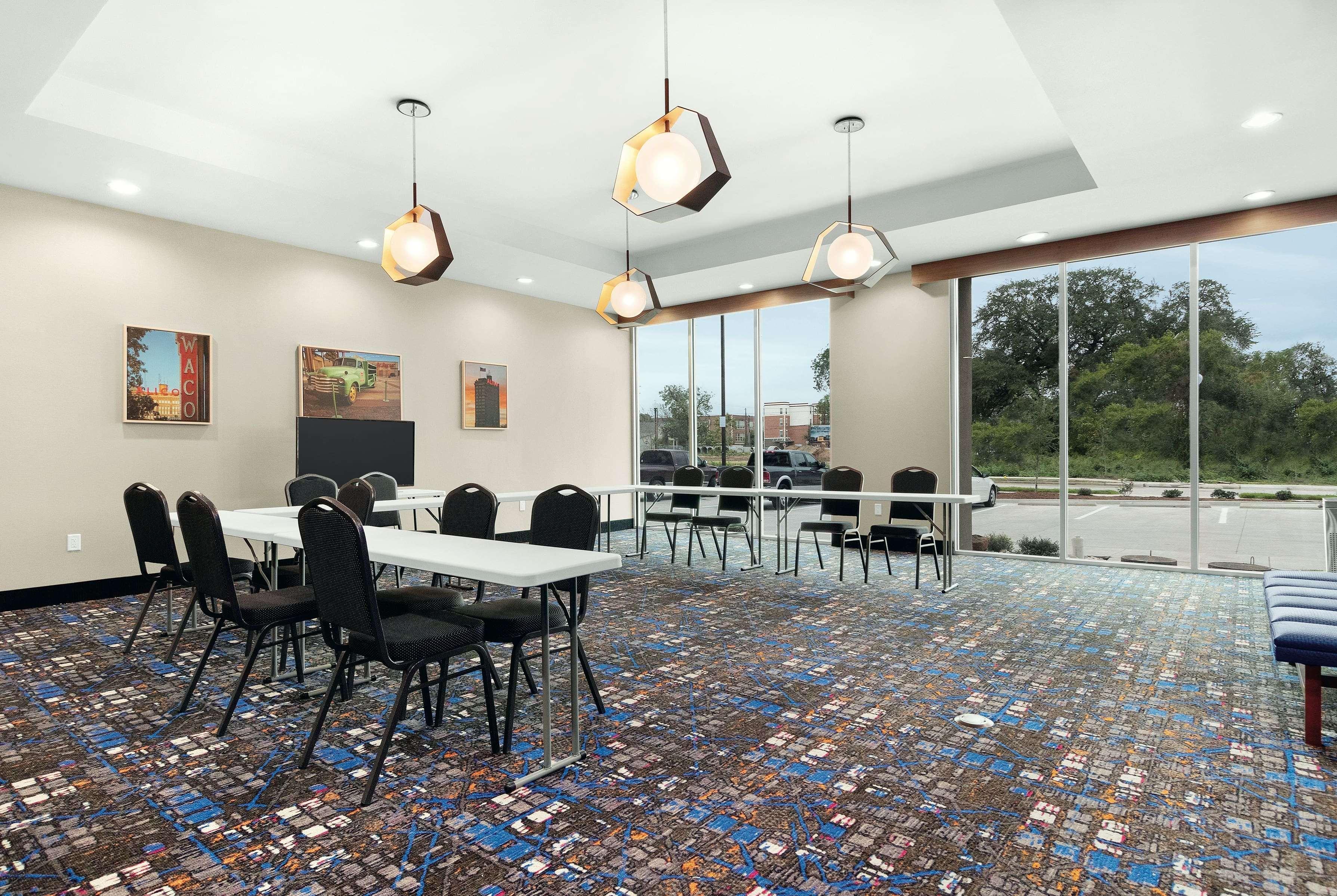 La Quinta By Wyndham Waco Baylor Downtown Otel Dış mekan fotoğraf